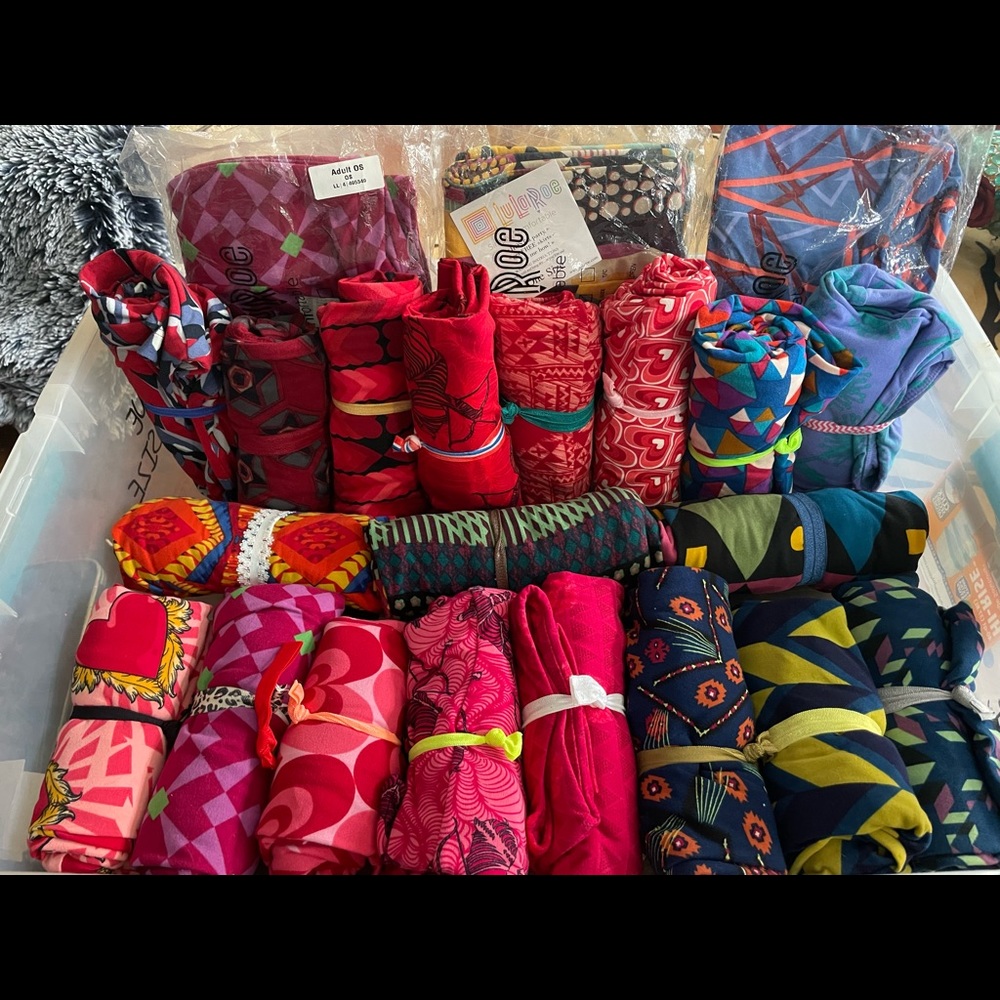28 Pairs NWT/NWOT LuLaRoe One Size OS Leggings